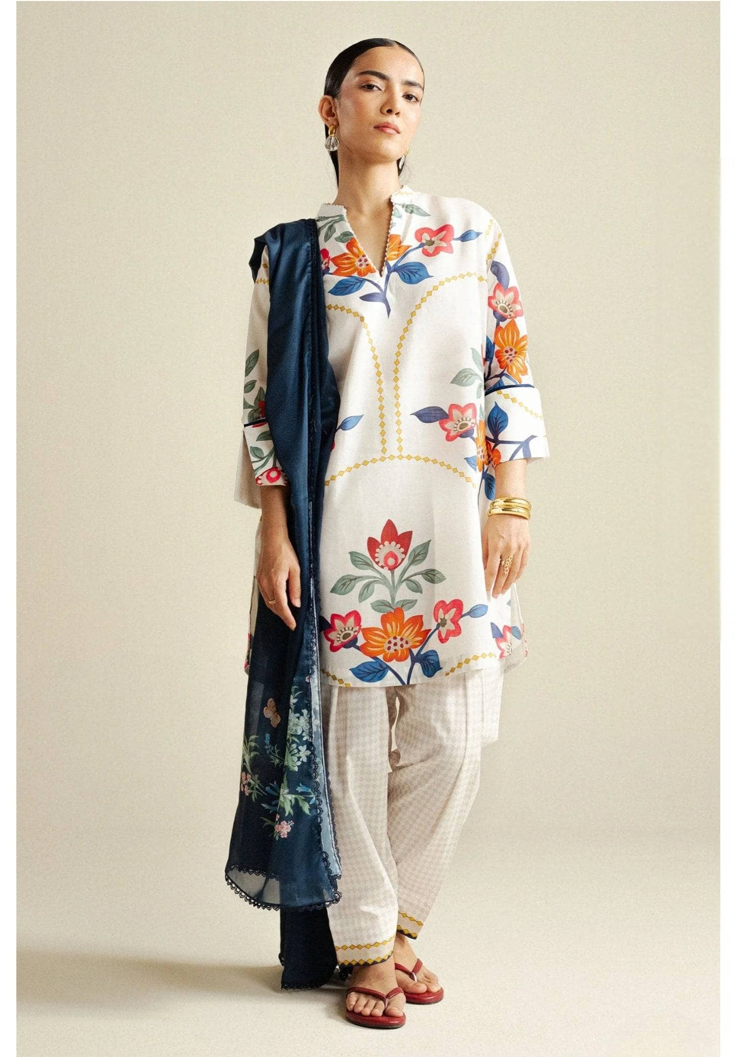 img_coco_fall_edit_zara_shahjahan_awwal_boutique