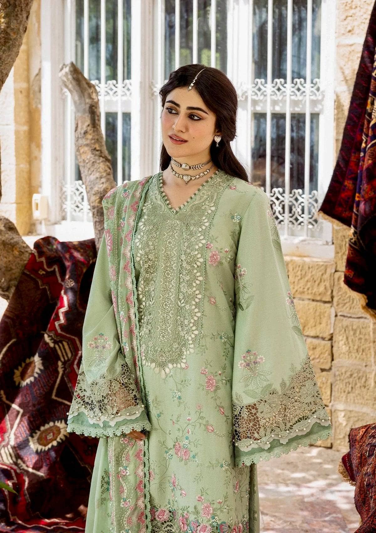 img_kahf_karandi_winter_awwal_boutique