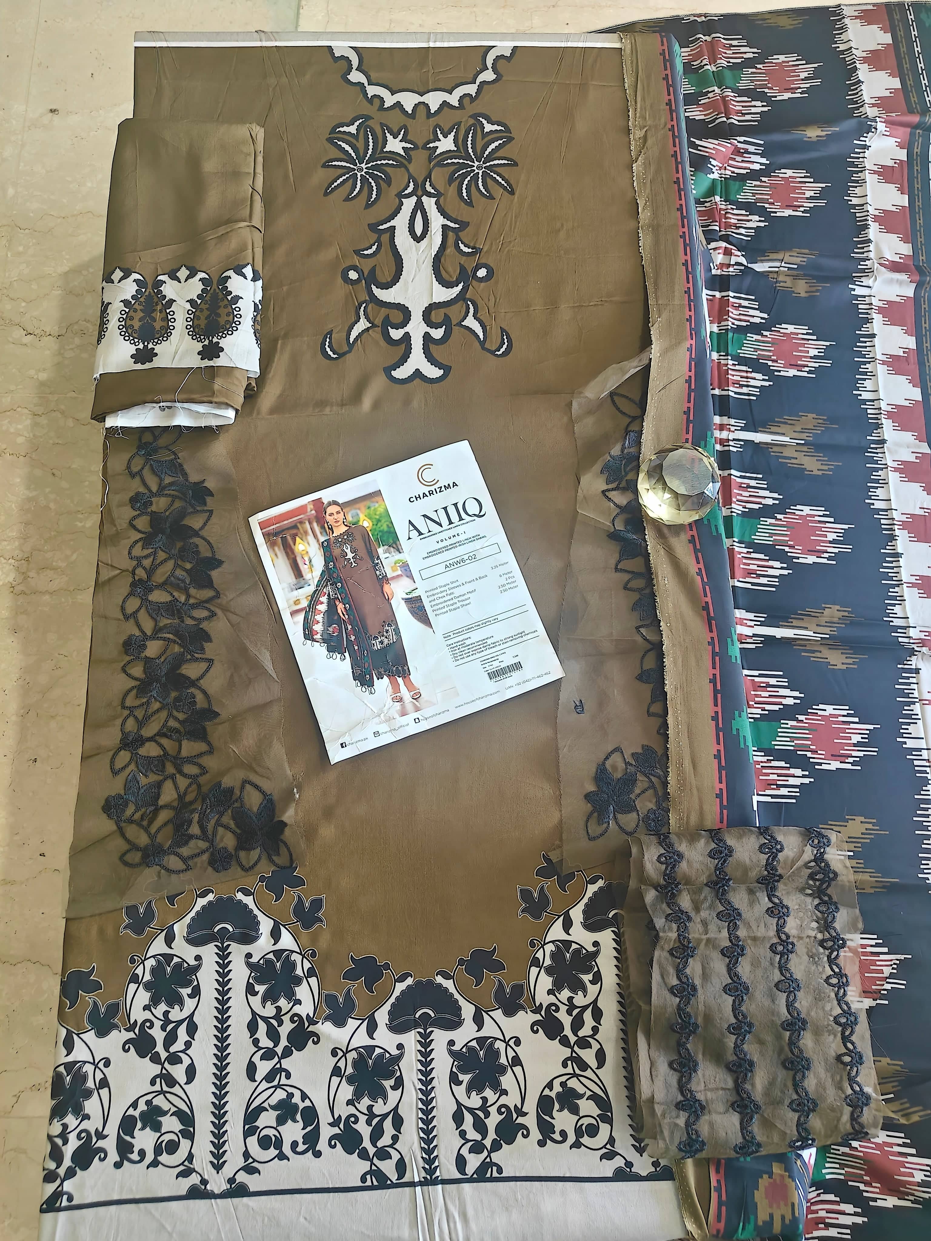 Open Pic/Charizma Aniiq 25/Staple Shawl Collection