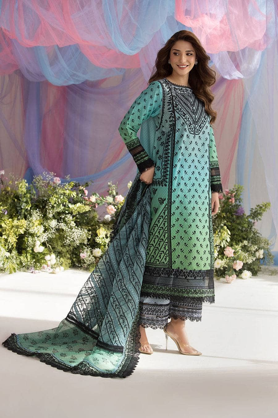img_sobia_nazir_lawn_25_awwal_boutique