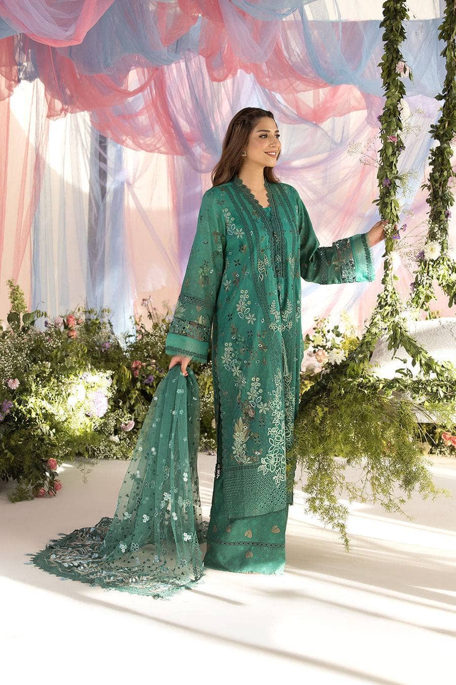 img_sobia_nazir_lawn_25_awwal_boutique