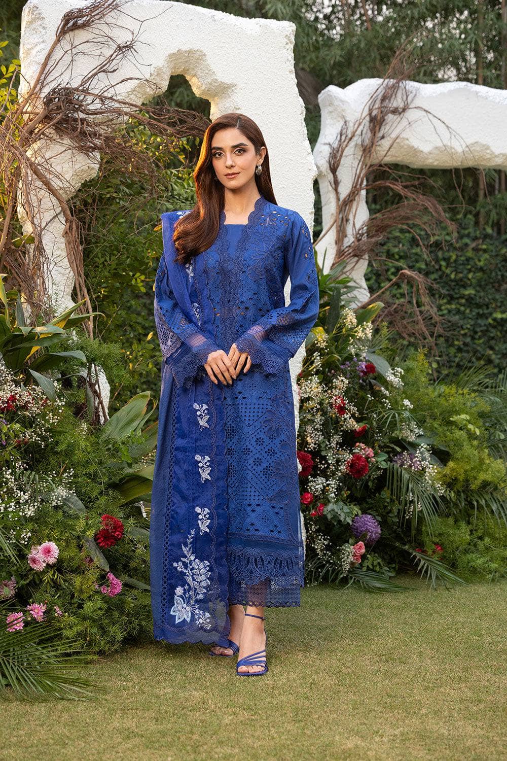 img_sobia_nazir_lawn_25_awwal_boutique