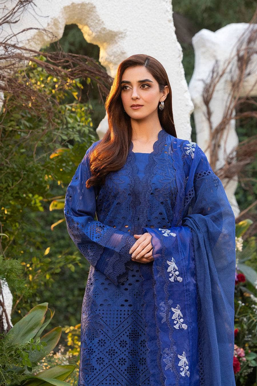 img_sobia_nazir_lawn_25_awwal_boutique