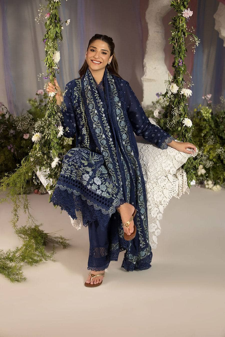 img_sobia_nazir_lawn_25_awwal_boutique