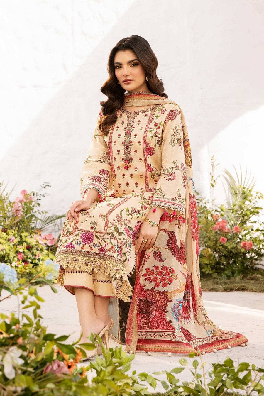 img_maria_b_m_basics_lawn_awwal_boutique