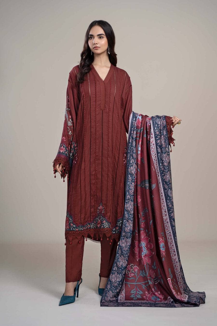 img_maria_b_m_prints_vol2_23_awwal_boutique