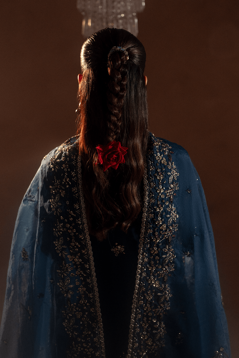 img_emaan_adeel_raw_silk_awwal_boutique