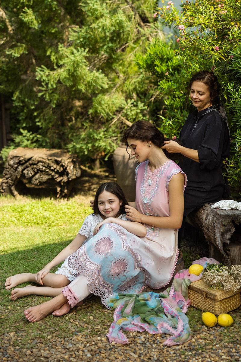 img_mushq_solace_chikankari_awwal_boutique