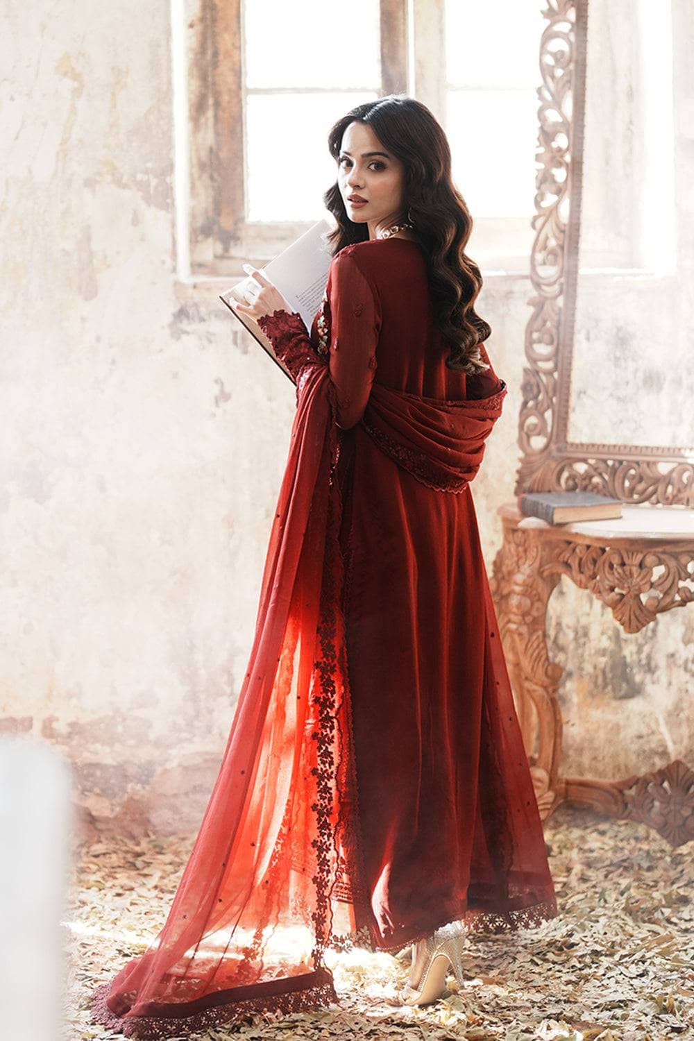 Azure Ensemble Festive Edition/Red Mist/Maroon