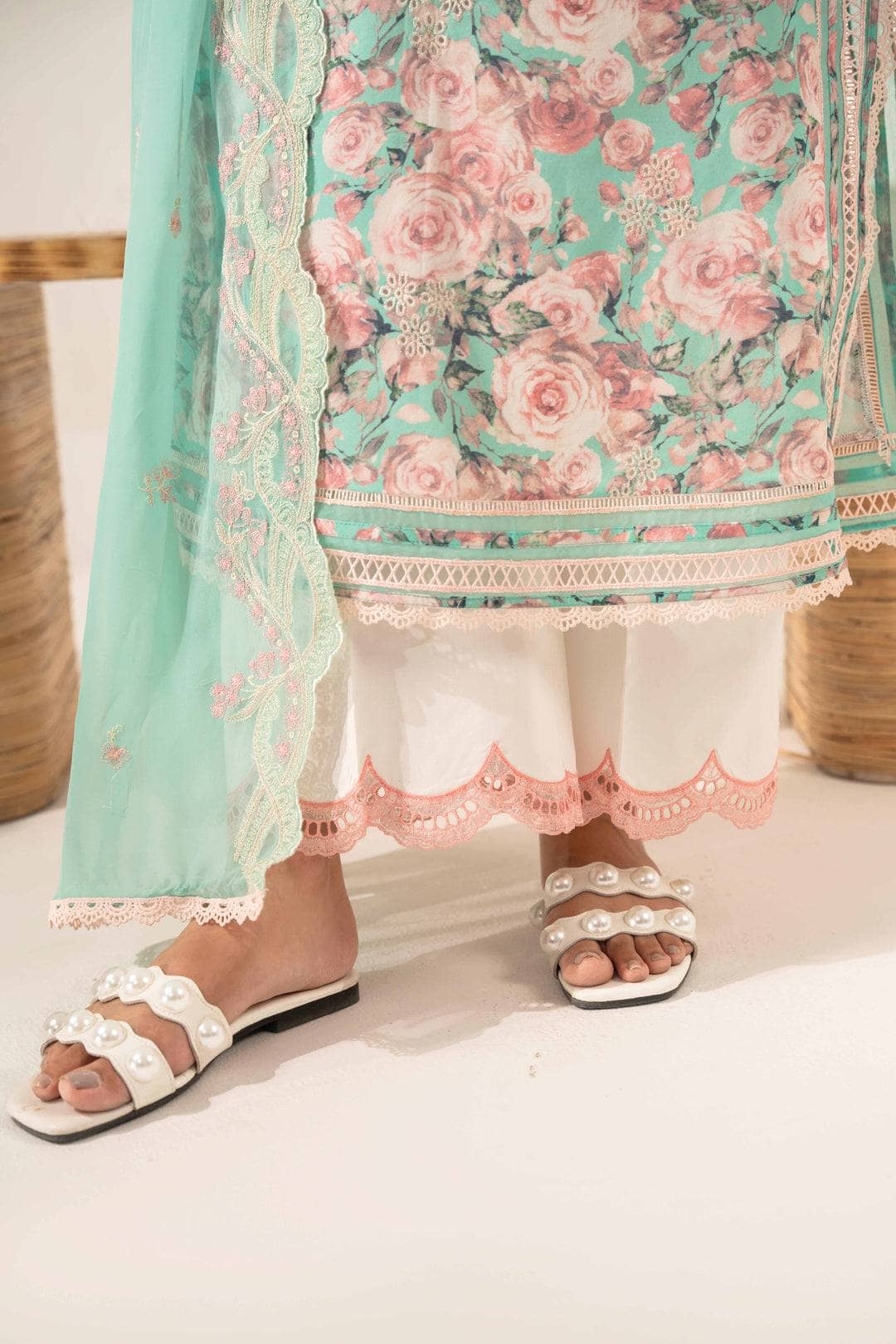 img_sable_vogue_lawn_awwal_boutique