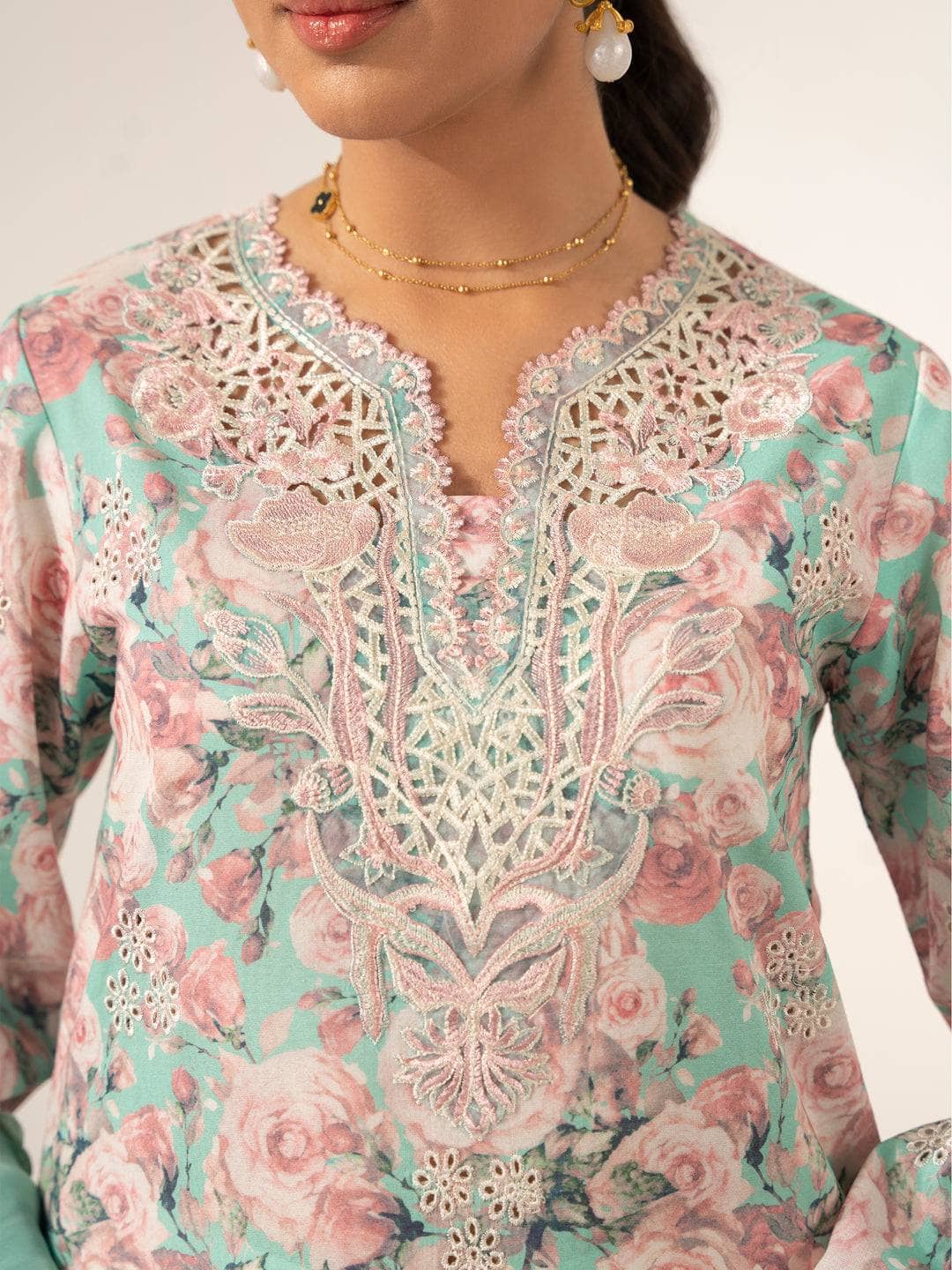 img_sable_vogue_lawn_awwal_boutique