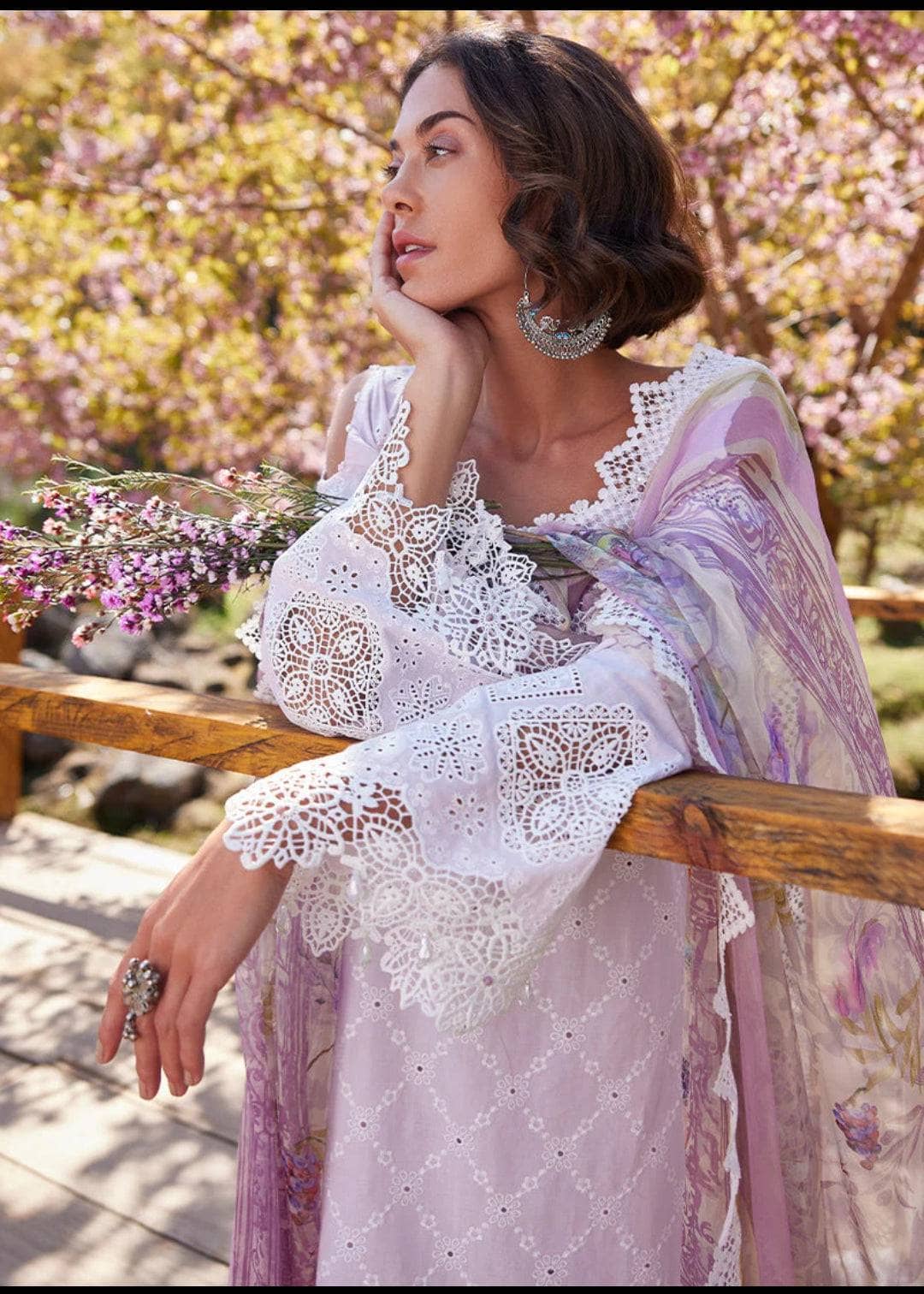 img_lawnkari_lawn_23_awwal_boutique