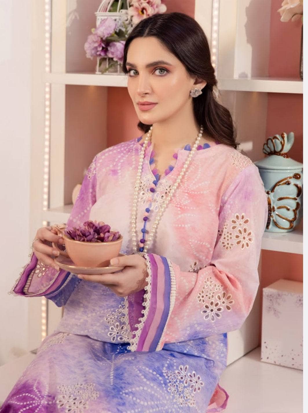 img_nureh_ballerina_chinakari_lawn_awwal_boutique