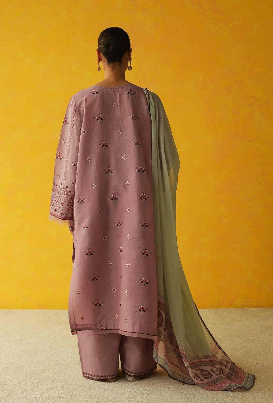 img_zara_shahjahan_lawn_23_awwal_boutique