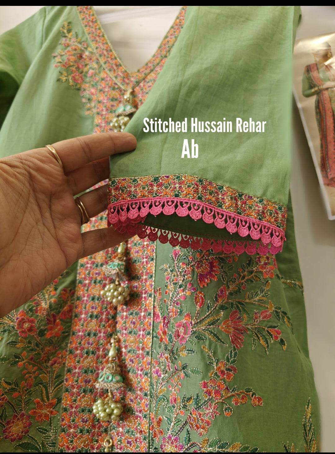 img_ready_to_wear_hussain_rehar_sarab_awwal_boutique