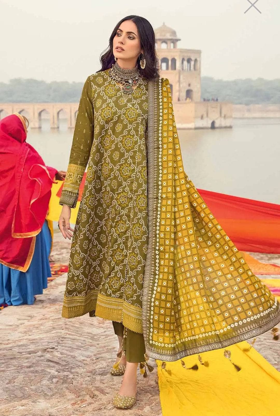 img_gul_ahmed_chunari_lawn_23_awwal_boutiqur