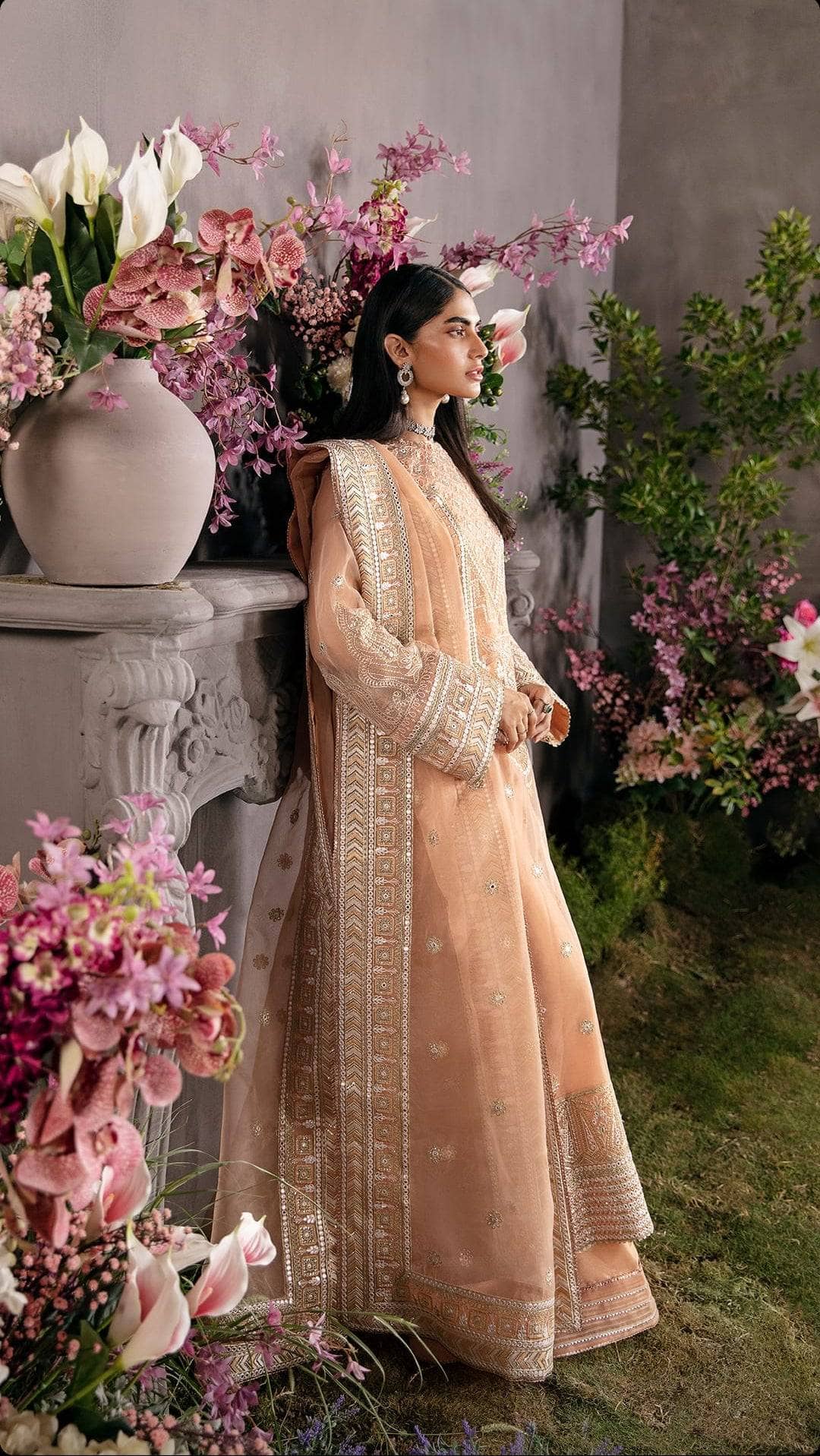 img_afrozeh_la_fuchsia_chiffon_awwal_boutique