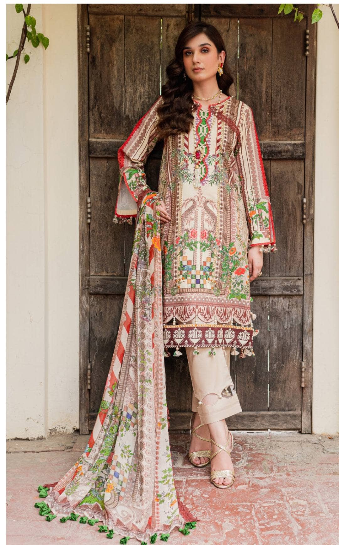 img_firdous_lawn_awwal_boutique