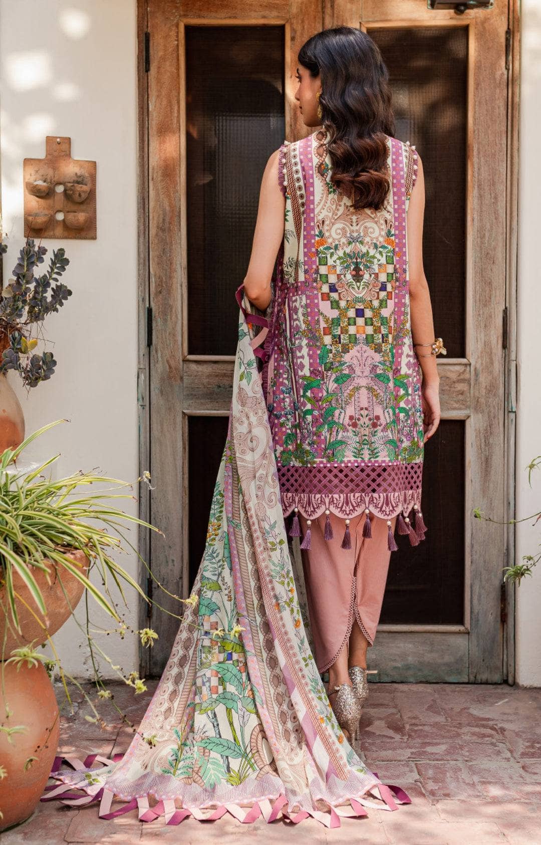 img_firdous_lawn_awwal_boutique