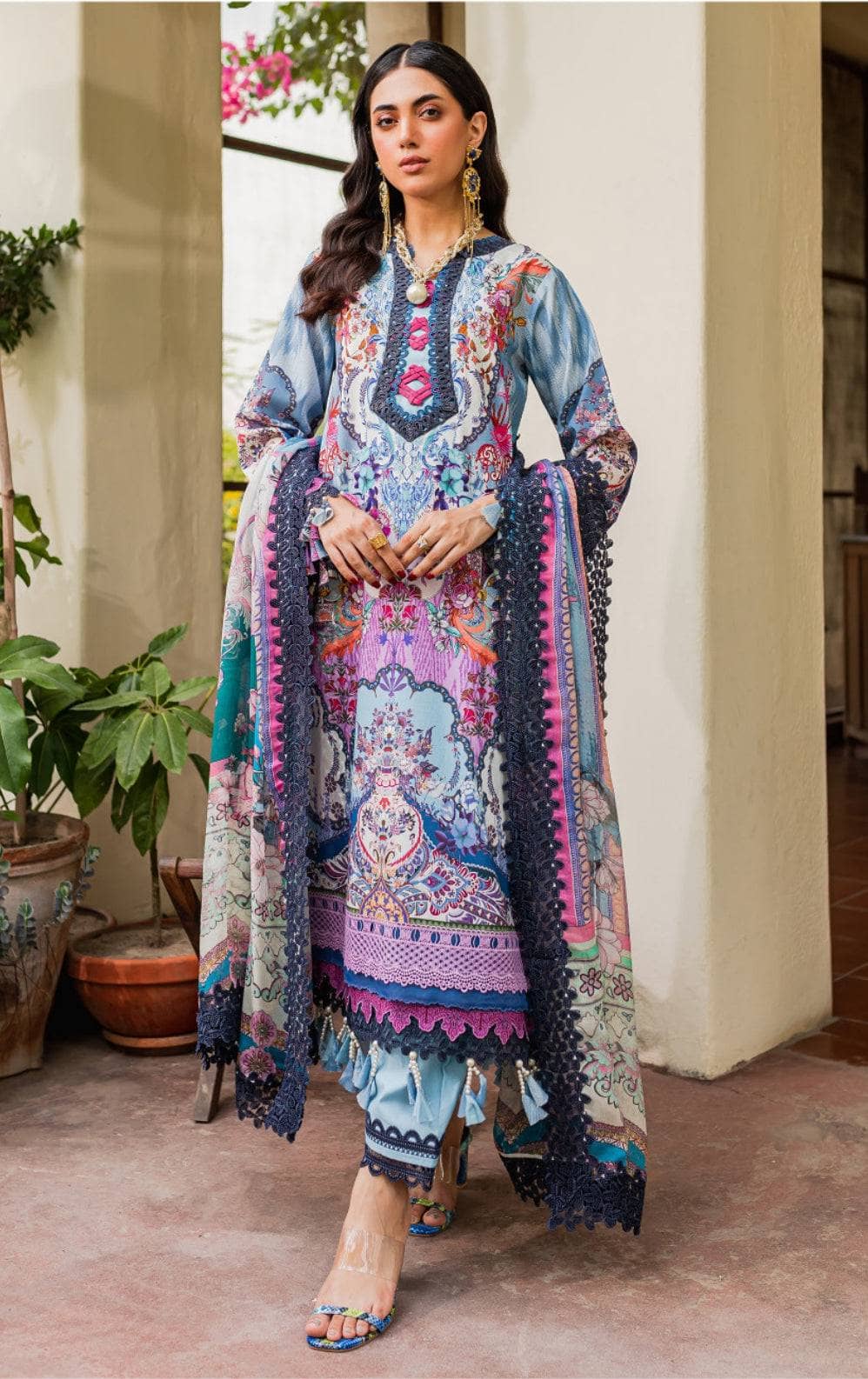 img_firdous_lawn_awwal_boutique