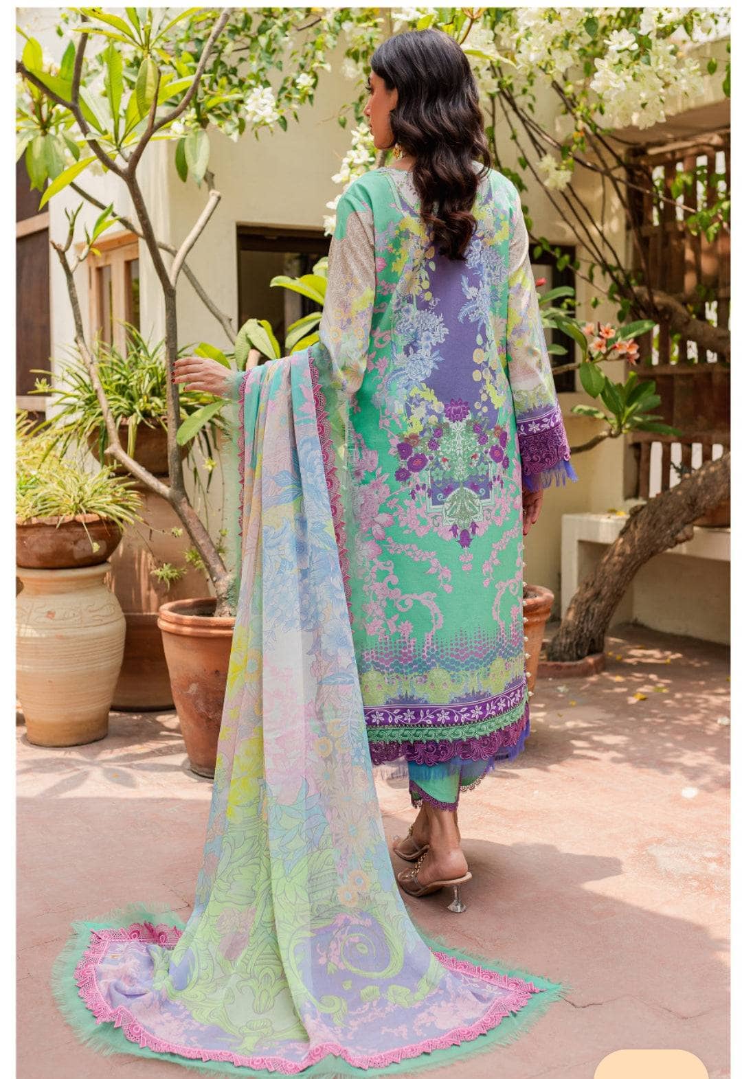 img_firdous_lawn_awwal_boutique