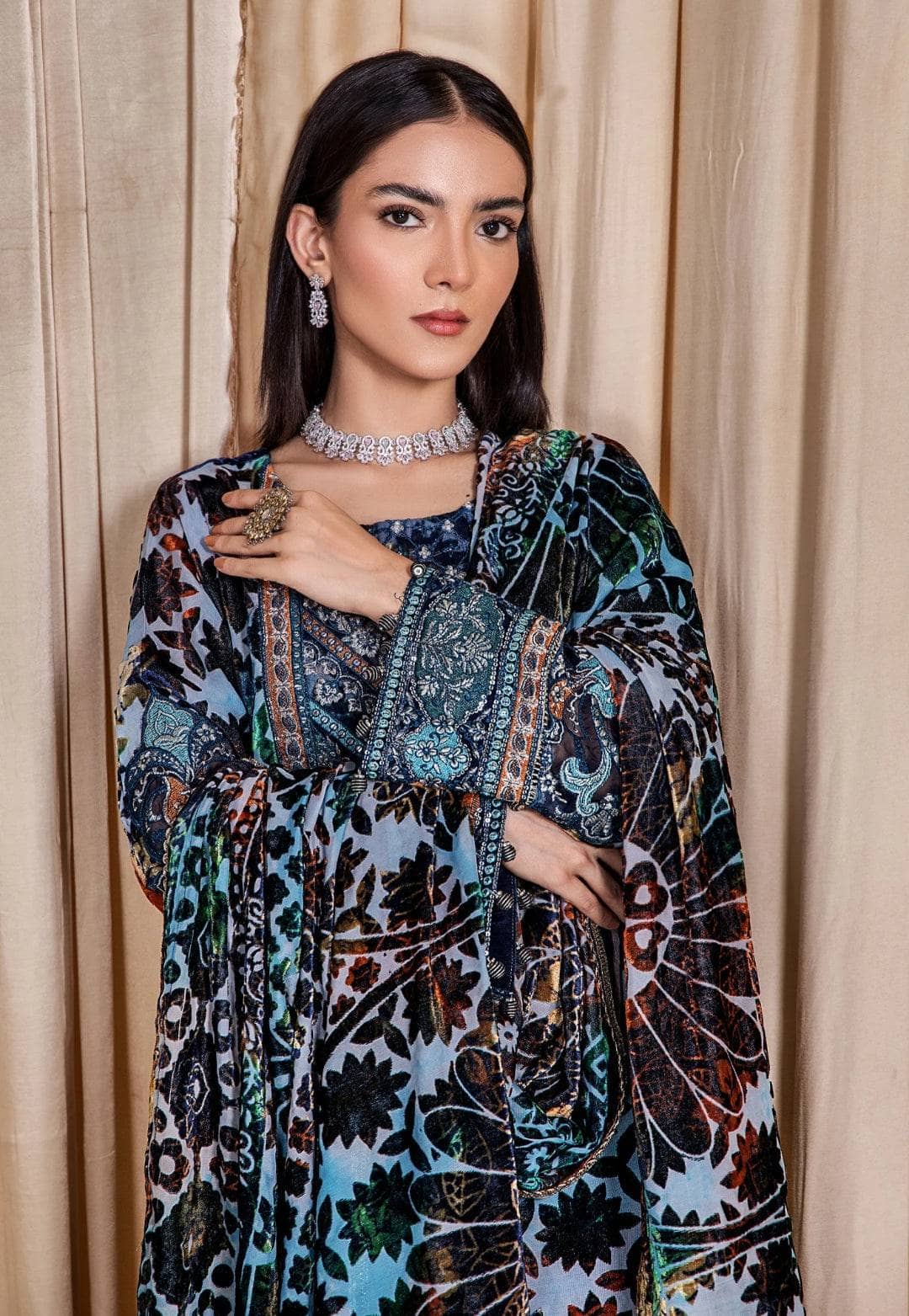 img_adans_libas_velvet_palachi_awwal_boutique