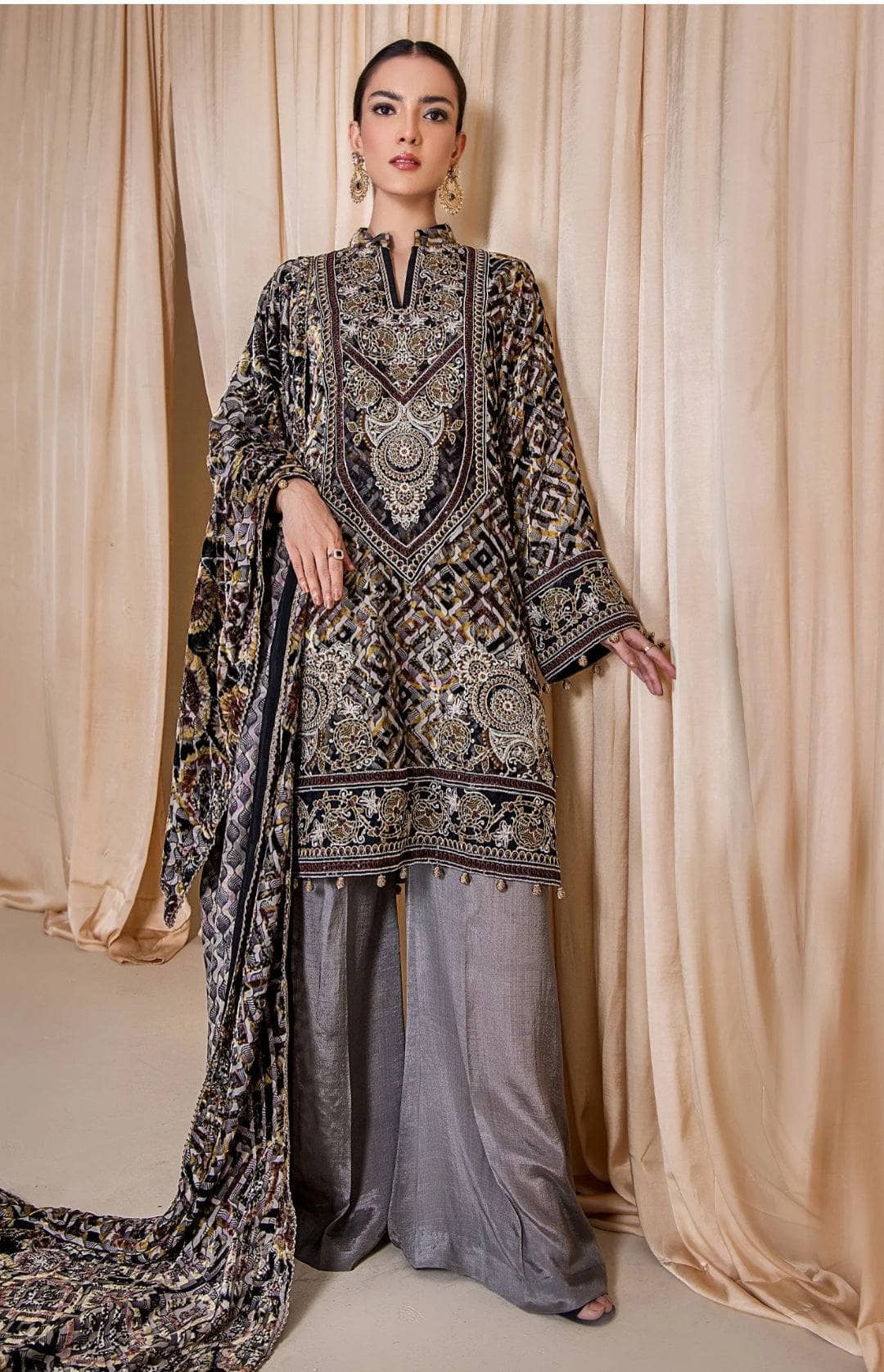 img_adans_libas_velvet_palachi_awwal_boutique