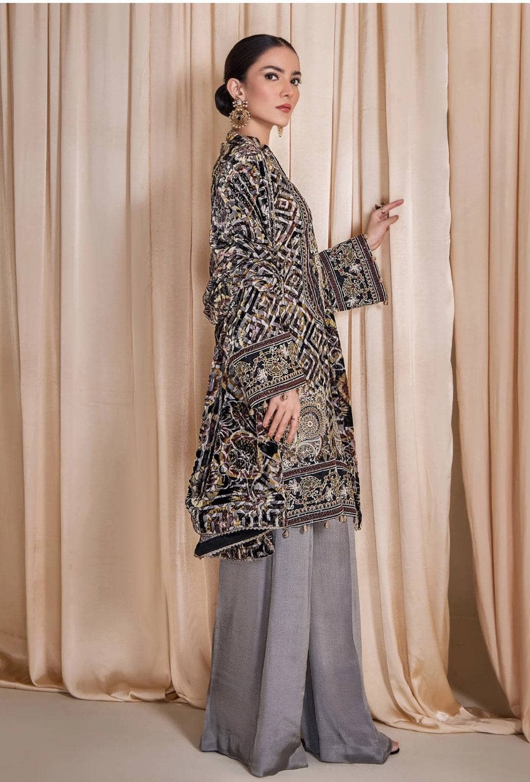 img_adans_libas_velvet_palachi_awwal_boutique