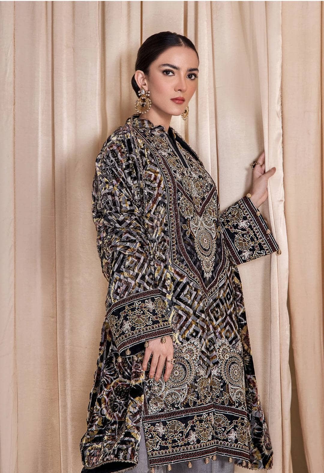 img_adans_libas_velvet_palachi_awwal_boutique