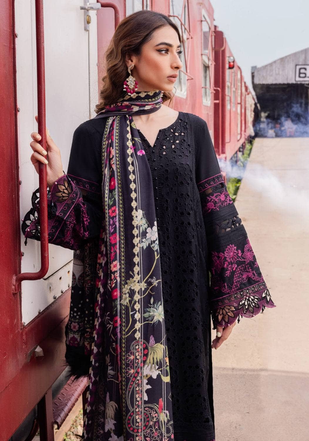 img_nureh_maya_linen_awwal_boutique