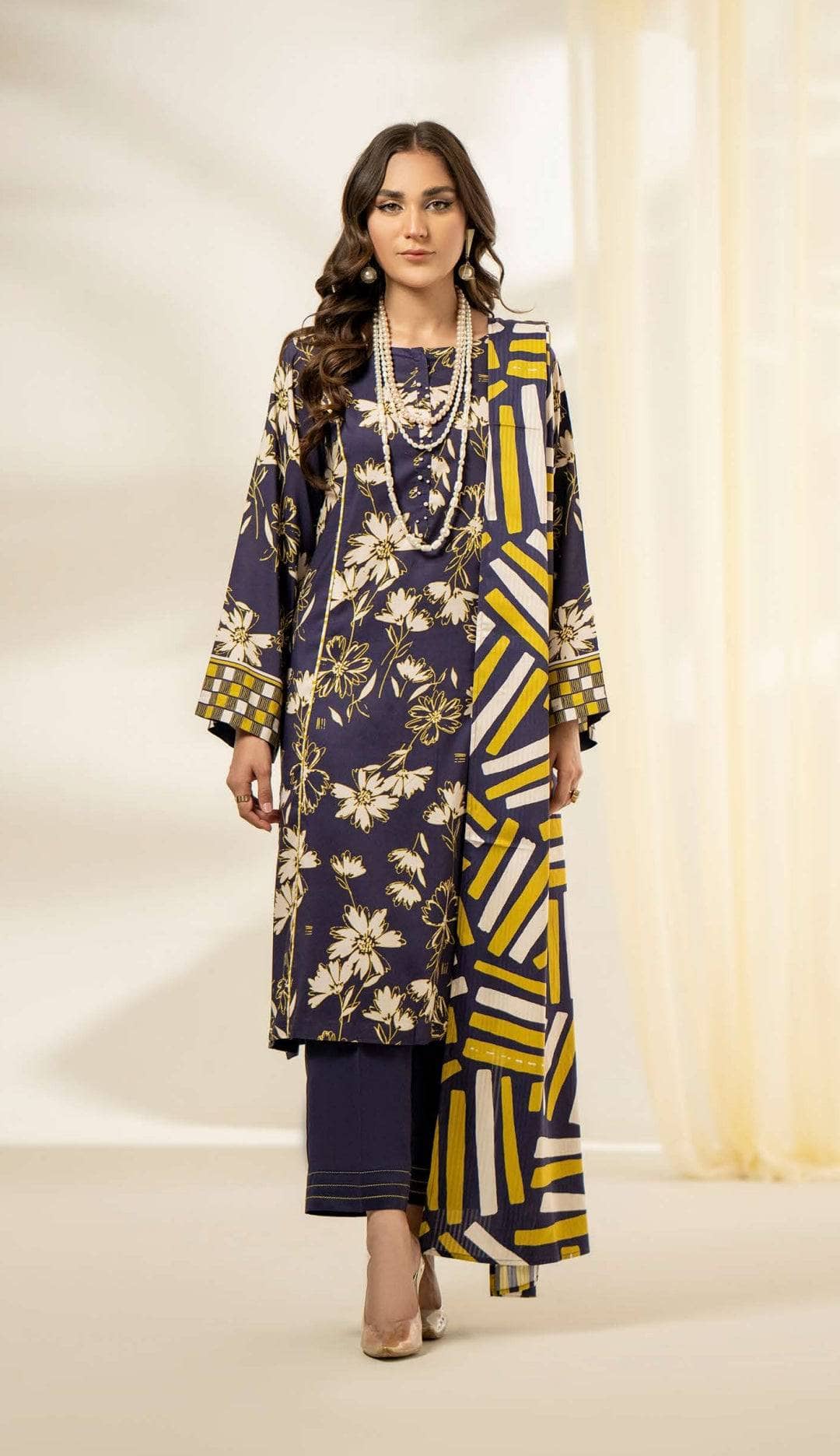 img_selene_by_guljee_linen_awwal_boutique