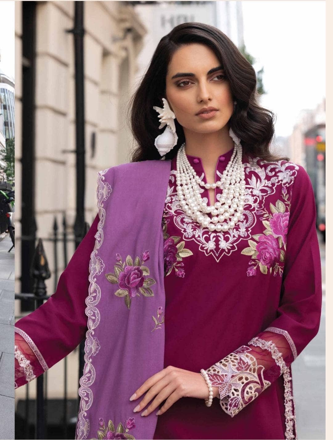 img_mushq_broadway_awwal_boutique