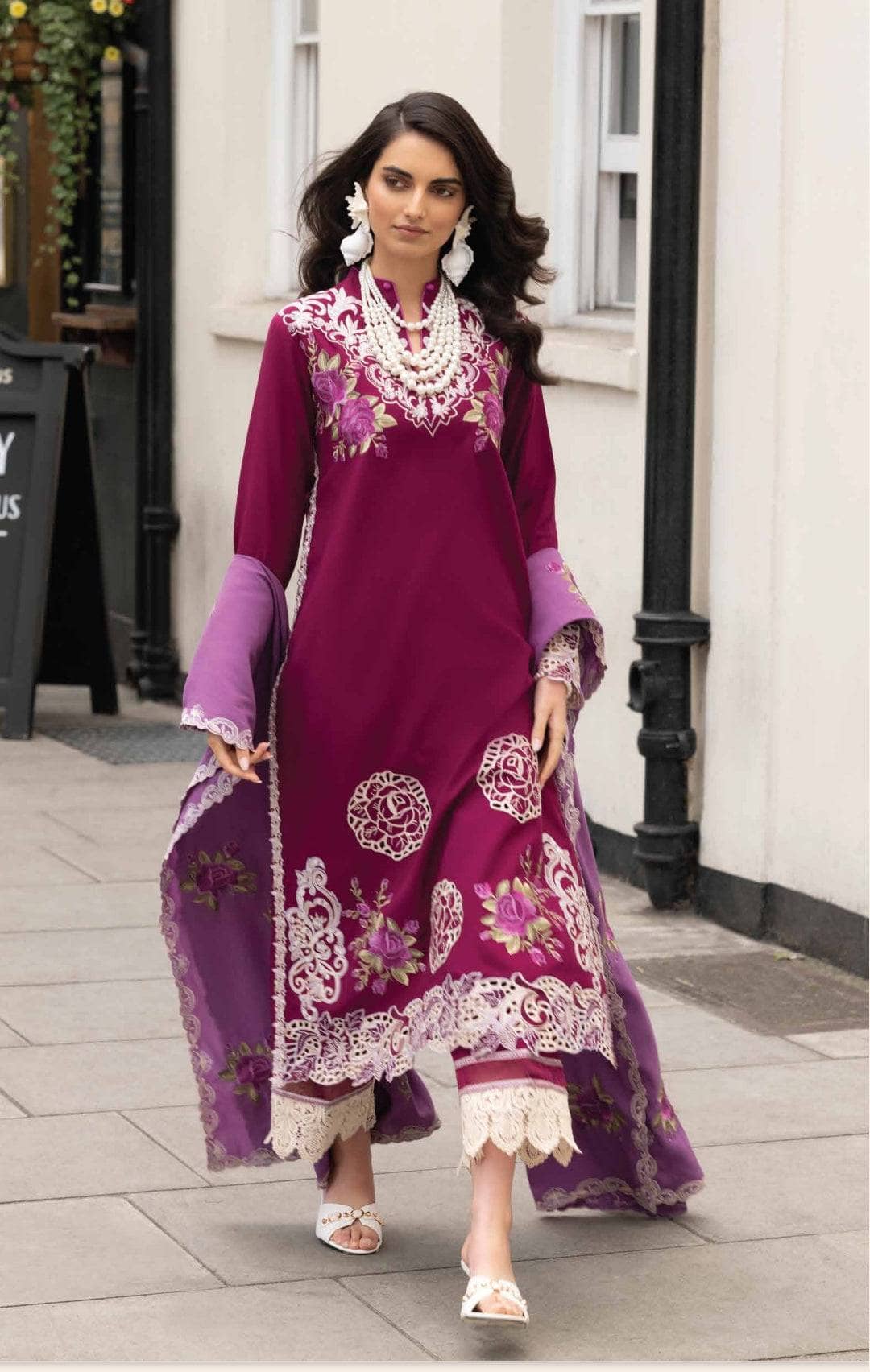 img_mushq_broadway_awwal_boutique