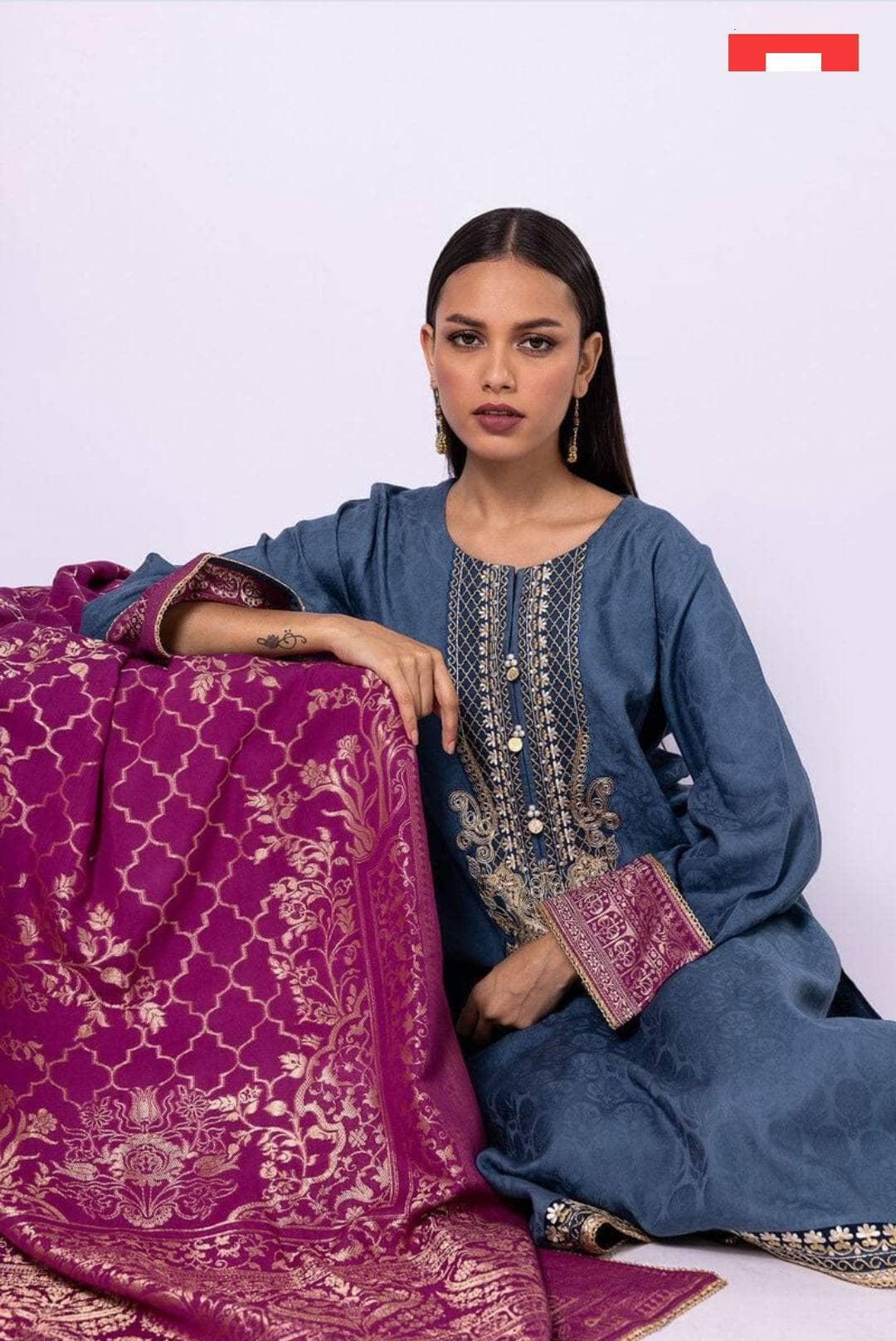 img_khaadi_jacquard_awwal_boutique