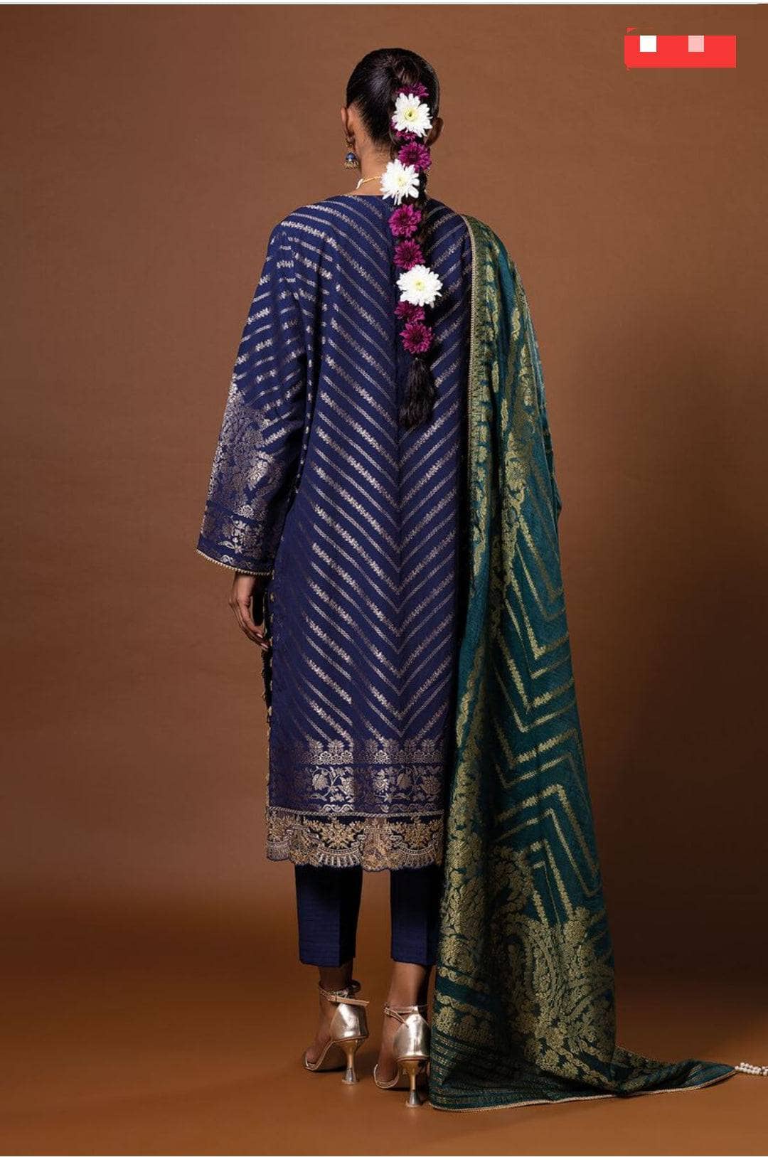 img_khaadi_jacquard_awwal_boutique