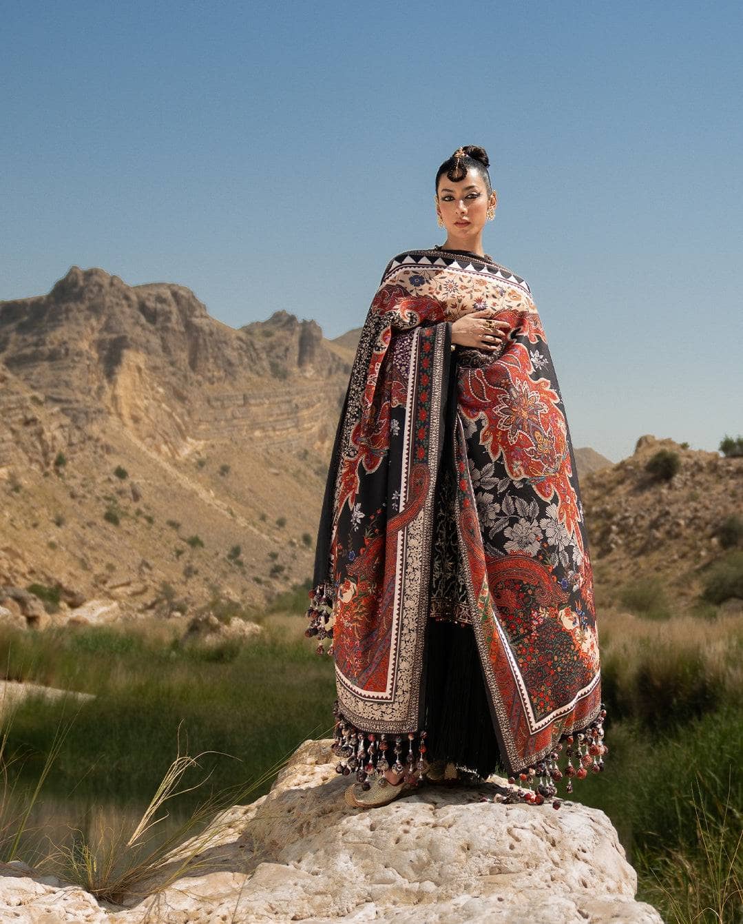 img_sana_safinaz_winter_23_awwal_boutique