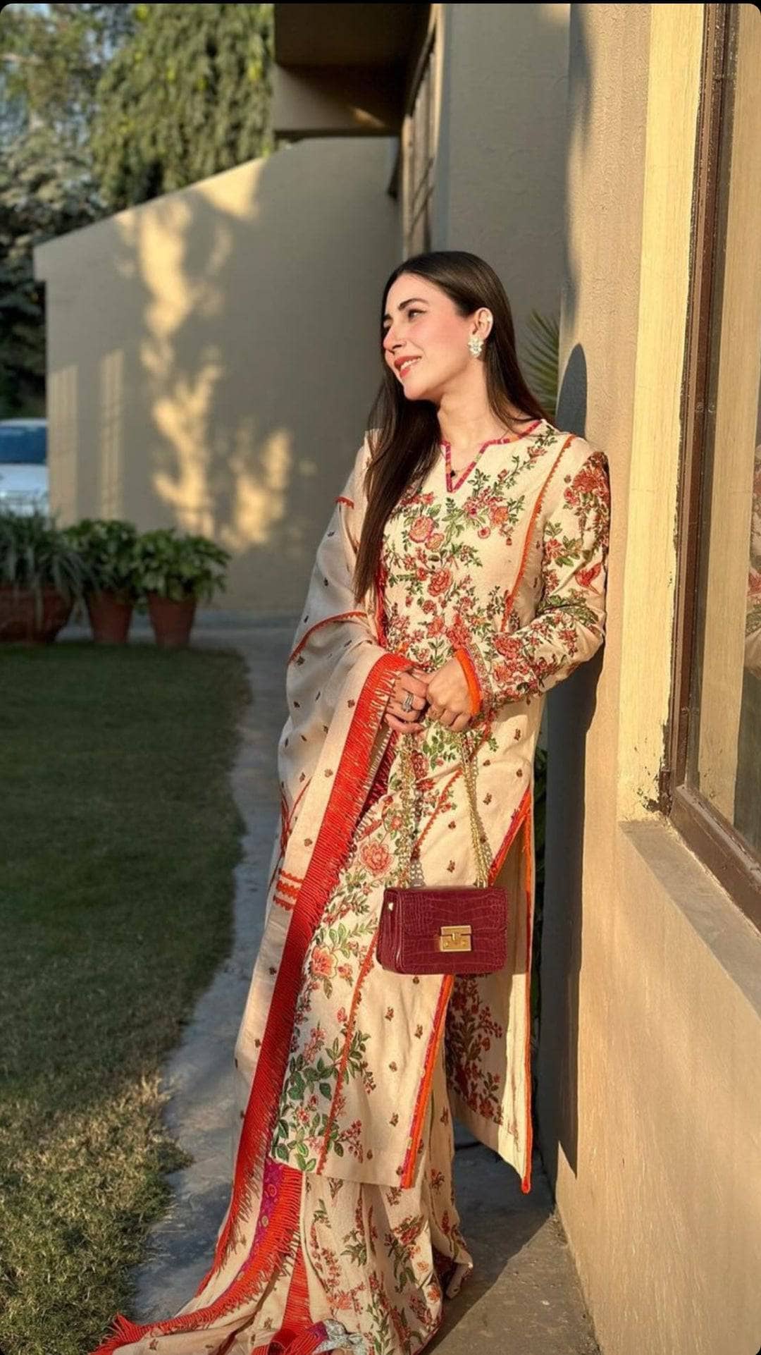 img_hussain_rehar_karandi_awwal_boutique