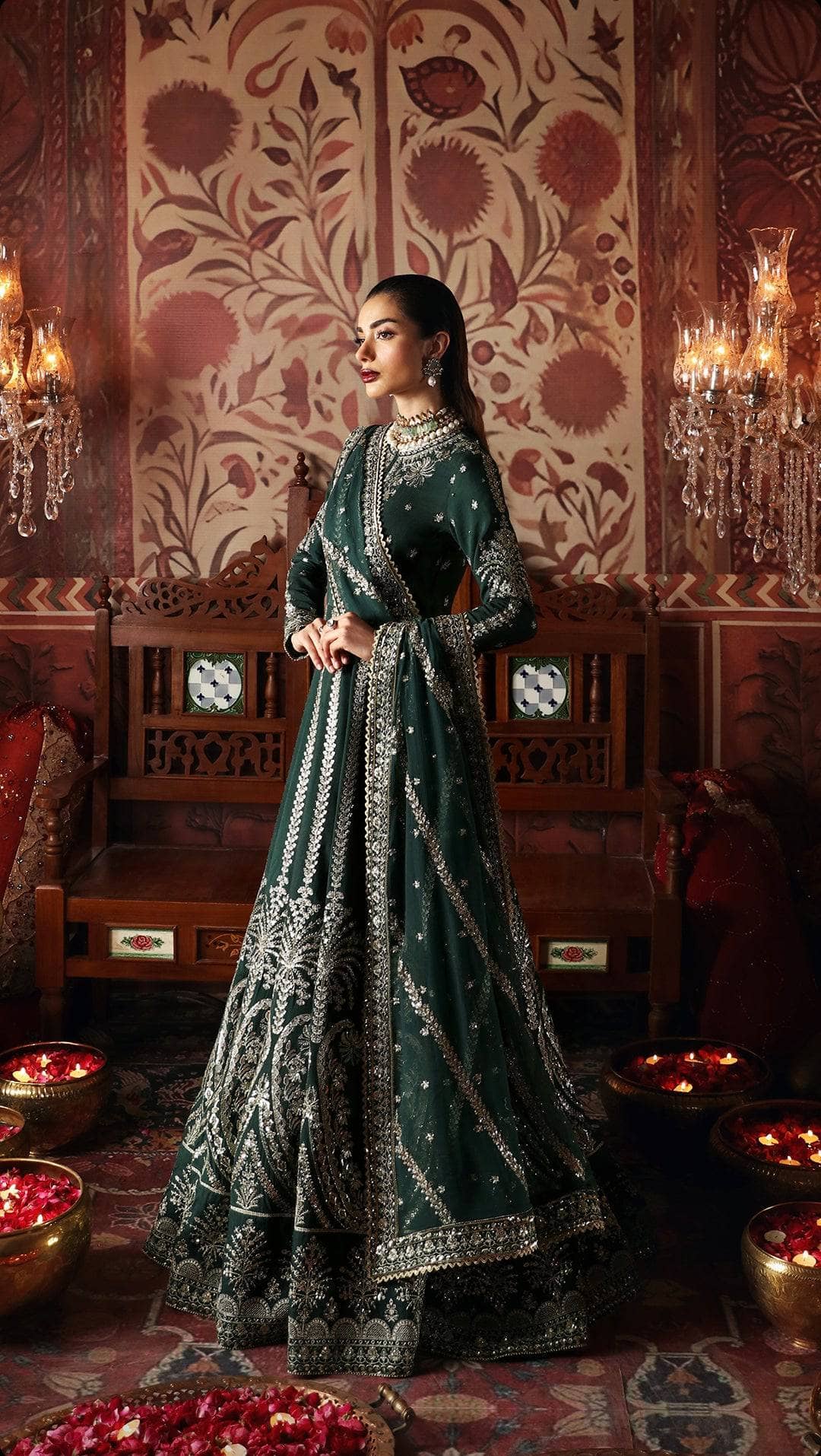 img_afrozeh_divani_silk_edit_23_awwal_boutique