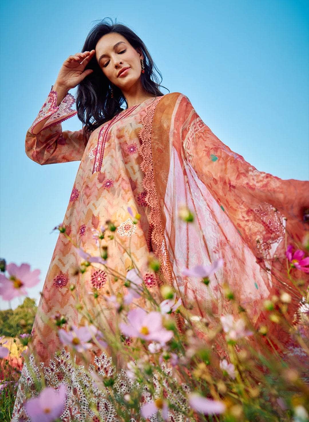 img_image_printkari_lawn_24_awwal_boutique