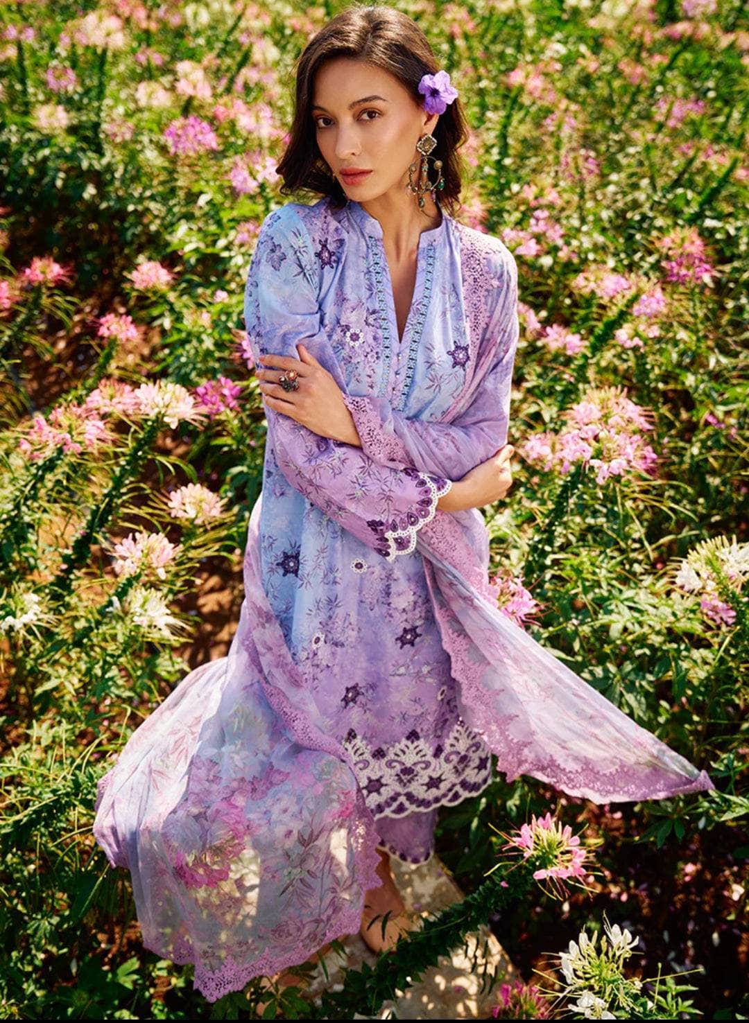 img_image_printkari_lawn_24_awwal_boutique