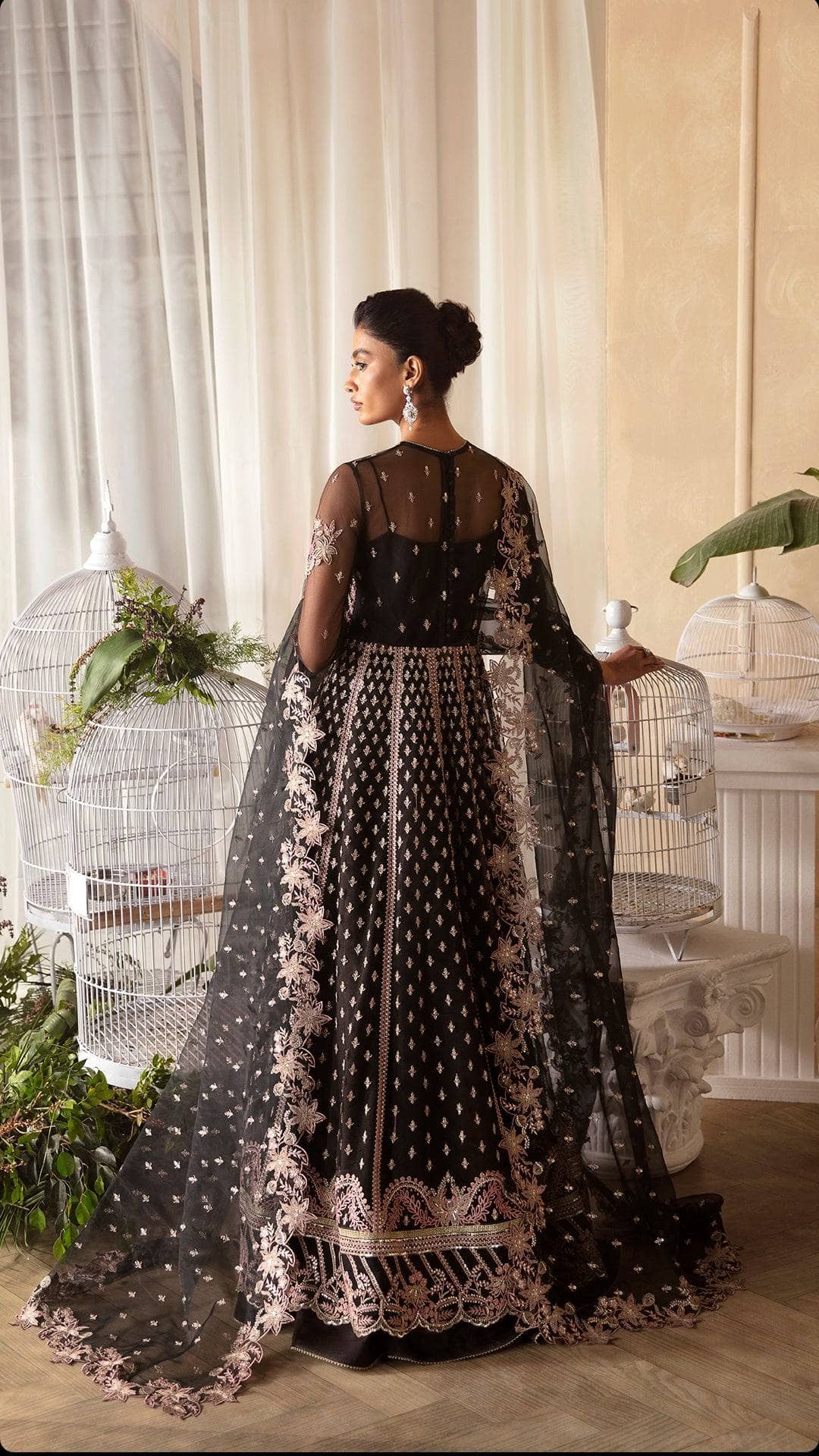 img_afrozeh_la_fuchsia_awwal_boutique