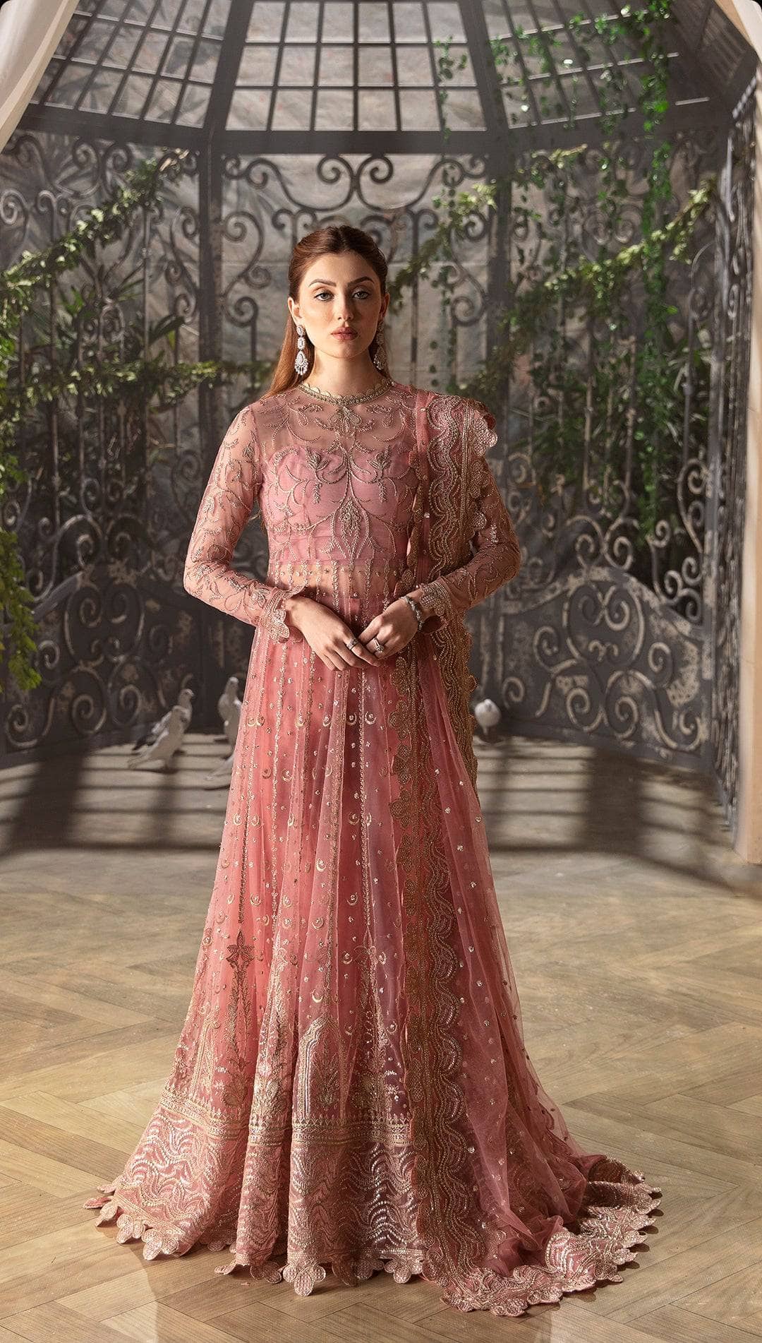 img_afrozeh_la_fuchsia_awwal_boutique