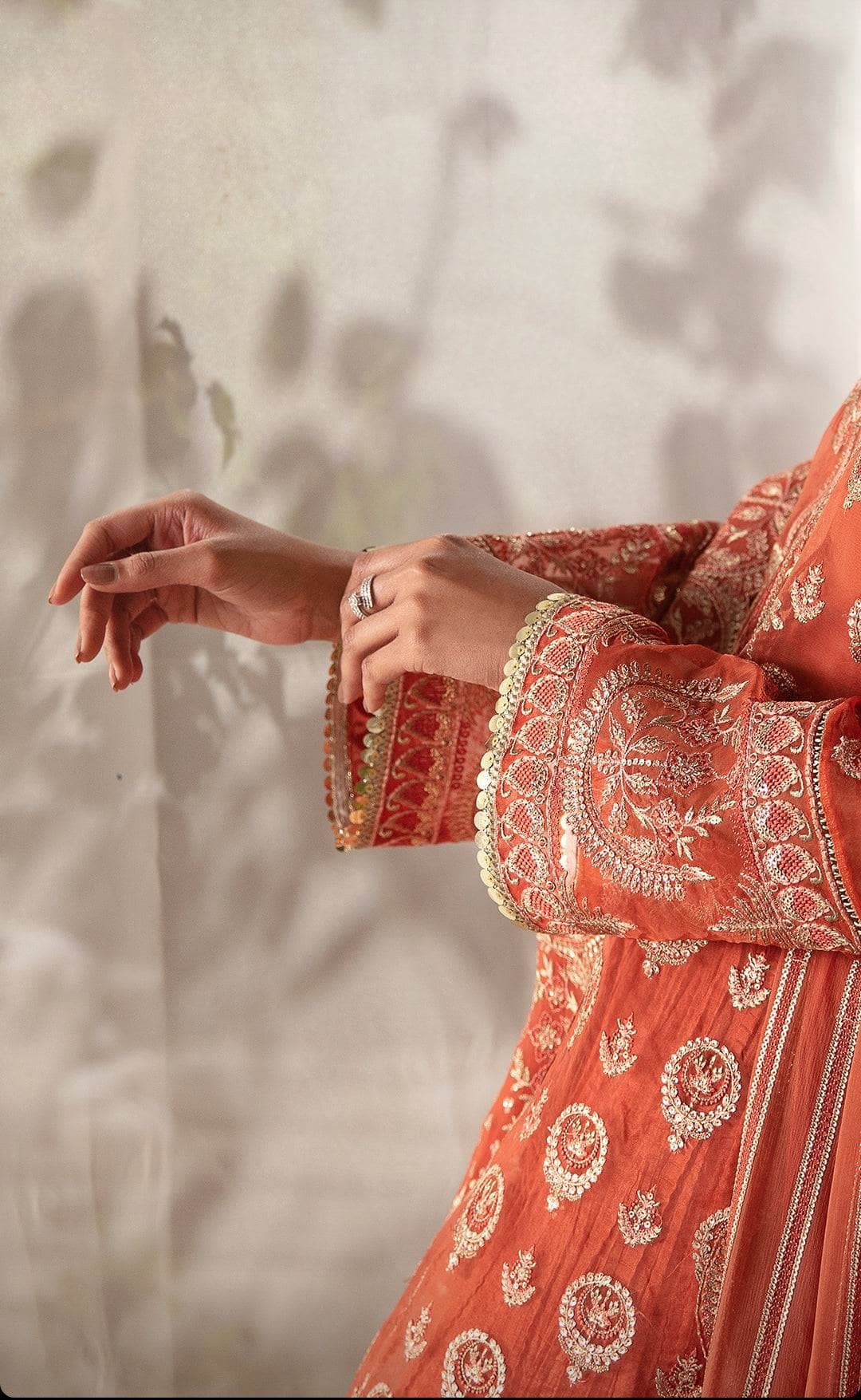 img_afrozeh_la_fuchsia_awwal_boutique