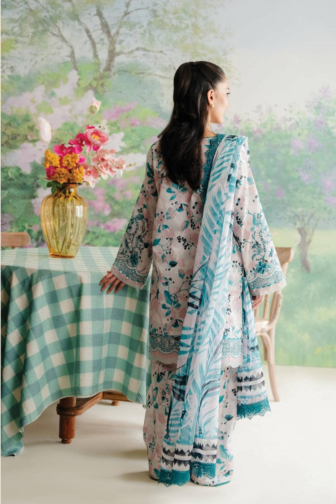 img_afrozeh_floral_charm_awwal_boutique