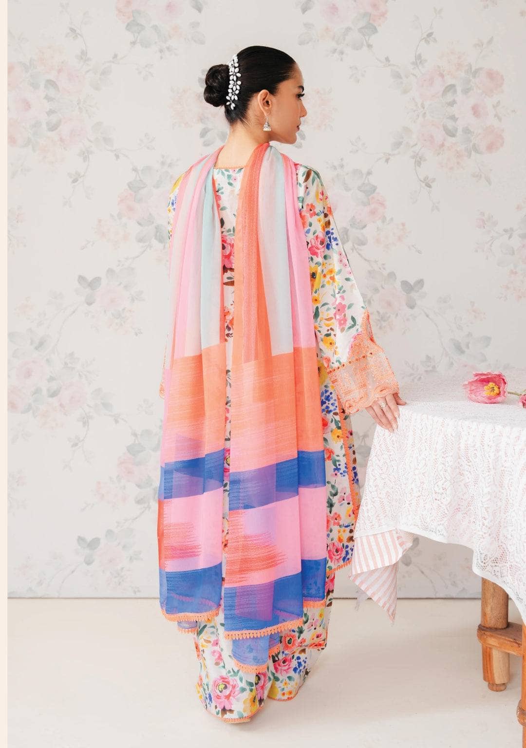 img_afrozeh_floral_charm_awwal_boutique