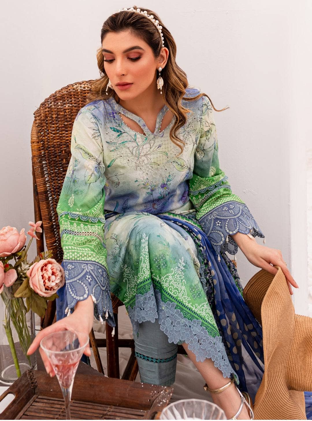 img_nureh_gardenia_24_awwal_boutique