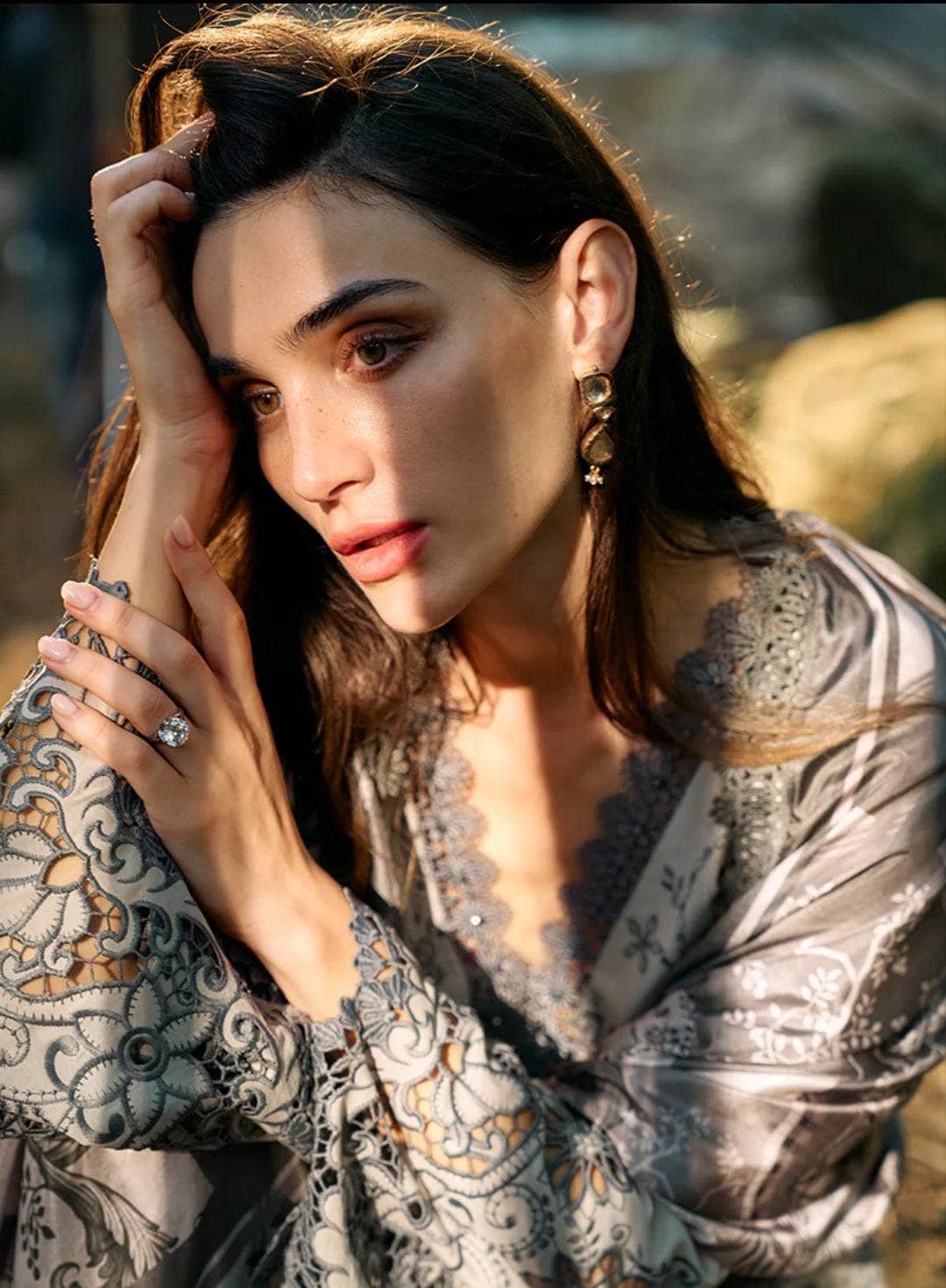 img_image_lawnkari_awwal_boutique