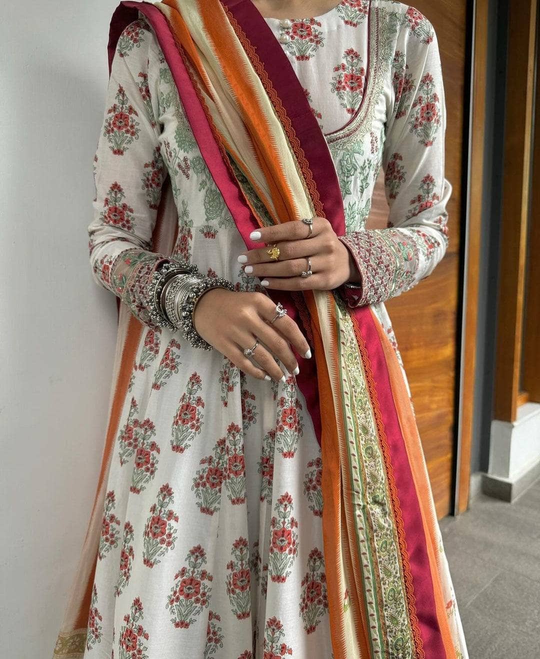 img_zara_shahjahan_lawn_24_awwal_boutique