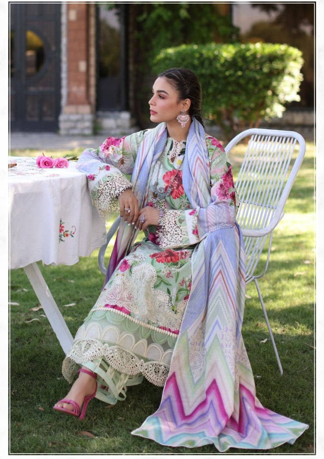 img_elaf_chikankari_awwal_boutique