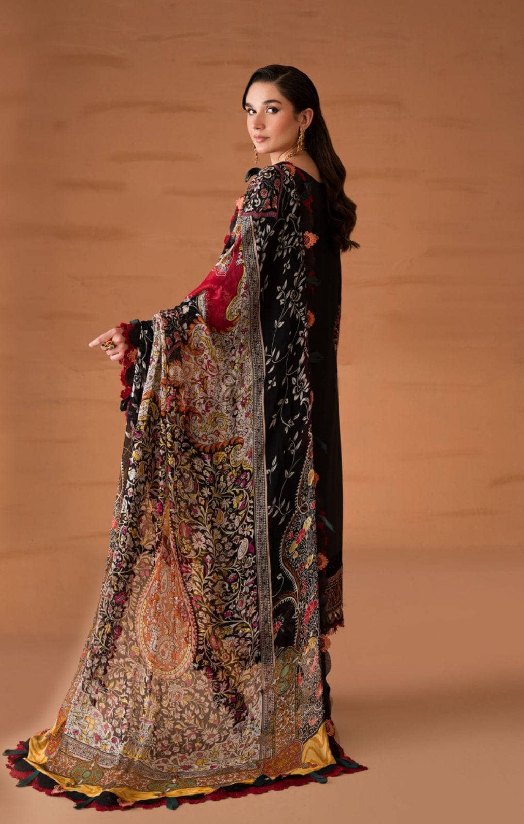 img_jade_premium_lawn_24_awwal_boutique